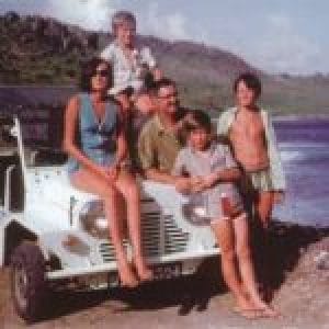 Famille Charneau - Le Village Saint Barth